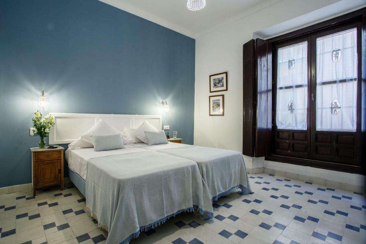 Suites Machado Sevilha Exterior foto